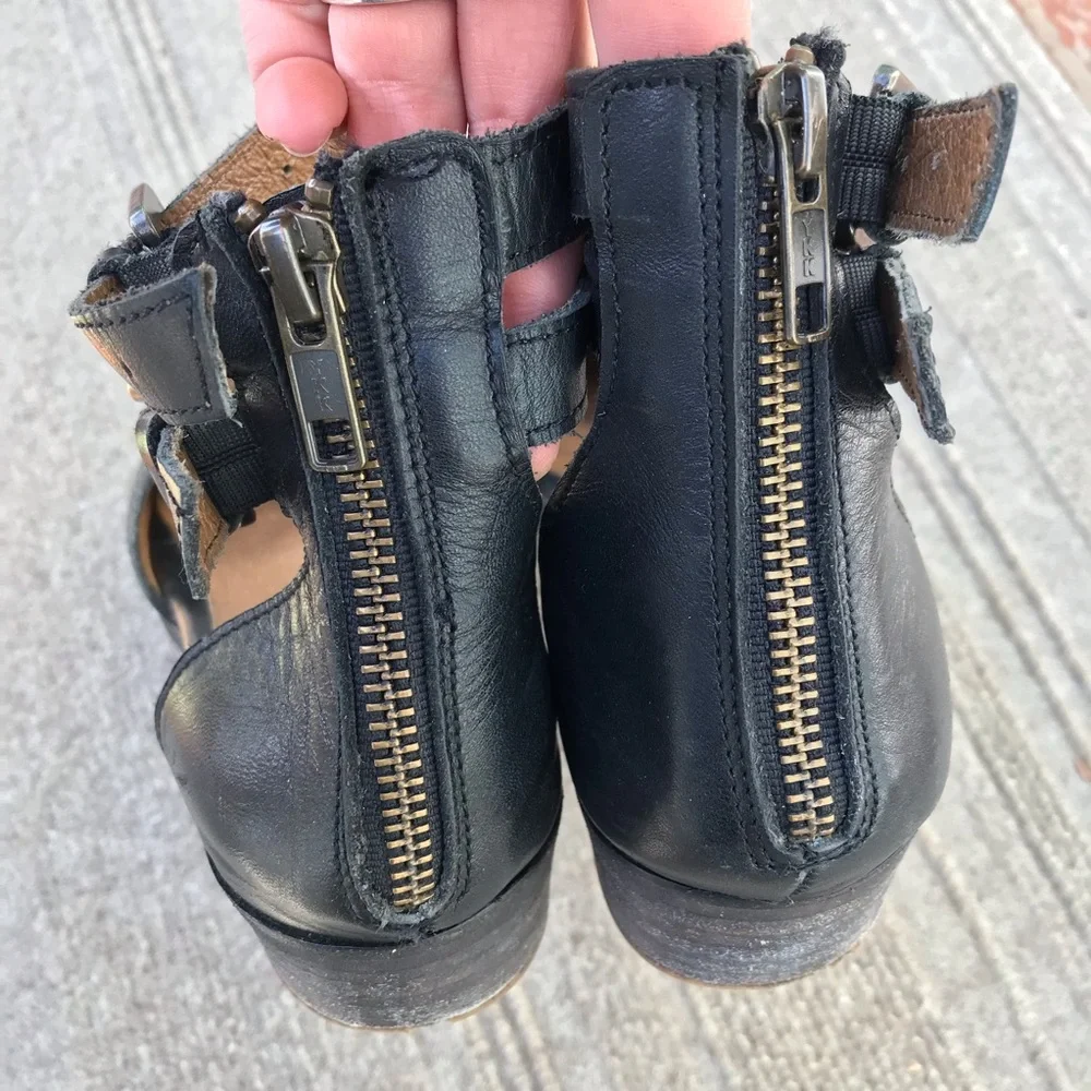 Sutro of San Francisco Leather Flats - Picture 7 of 10